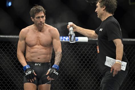 Mar 3, 2023 ... McGregor asked fans to be loud as a scene for the upcoming 'Road House' film was about to be filmed with movie star Jake Gyllenhaal and UFC ...